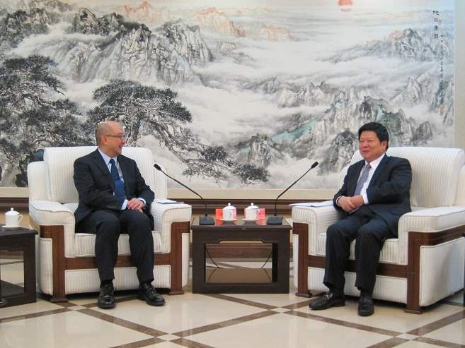 The delegation of the Hong Kong Special Administrative Region Government (HKSARG) led by the Secretary for Constitutional and Mainland Affairs, Mr Raymond Tam, continues its visit in Beijing today (October 13). Mr Tam (left) and the delegation pay a courtesy call on the Vice-Minister of the Taiwan Affairs Office of the State Council, Mr Long Mingbiao, this morning.