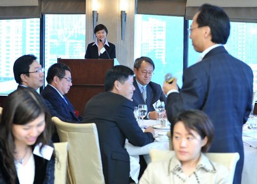 The Under Secretary for Constitutional and Mainland Affairs, Miss Adeline Wong, attends a luncheon organised by the Young Executives Committee Hong Kong Chiu Chow Chamber of Commerce this afternoon (February 4) to listen to the views of participants on the Consultation Document on the Methods for Selecting the Chief Executive and for Forming the Legislative Council in 2012.
