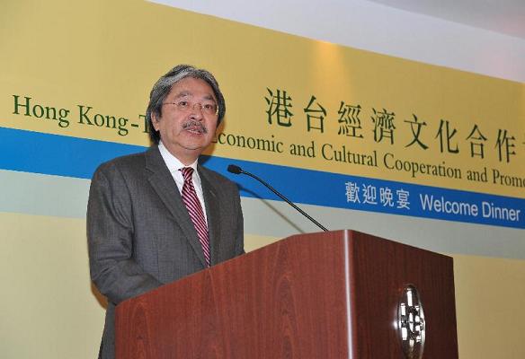 The Honorary Chairperson of the Hong Kong-Taiwan Economic and Cultural Co-operation and Promotion Council (ECCPC), Mr John C Tsang, hosted dinner to welcome the Taiwan-Hong Kong Economic and Cultural Co-operation Council (THEC) delegation. Picture shows Mr Tsang giving a speech at the dinner.