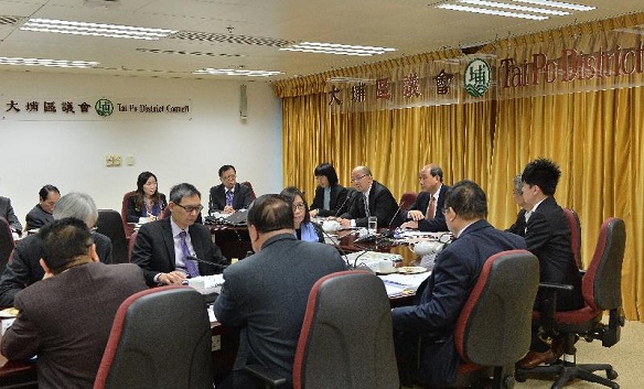 The Secretary for Constitutional and Mainland Affairs, Mr Raymond Tam, attends a meeting with the Tai Po District Council this morning (March 6) and introduces the "Consultation Document on the Methods for Selecting the Chief Executive in 2017 and for Forming the Legislative Council in 2016" to the council members and listens to their views.