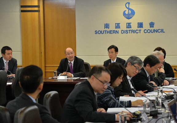 The Secretary for Constitutional and Mainland Affairs, Mr Raymond Tam, attends a meeting with the Southern District Council this afternoon (March 20) to brief council members on the "Consultation Document on the Methods for Selecting the Chief Executive in 2017 and for Forming the Legislative Council in 2016" and to listen to their views.