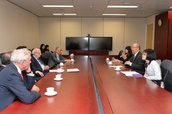 The Secretary for Constitutional and Mainland Affairs, Mr Raymond Tam (second right), meets with members of the Business and Professionals Federation of Hong Kong (BPF) to exchange views on the "Consultation Document on the Methods for Selecting the Chief Executive in 2017 and for Forming the Legislative Council in 2016" this afternoon (May 2). Photo shows Mr Tam speaking at the meeting.