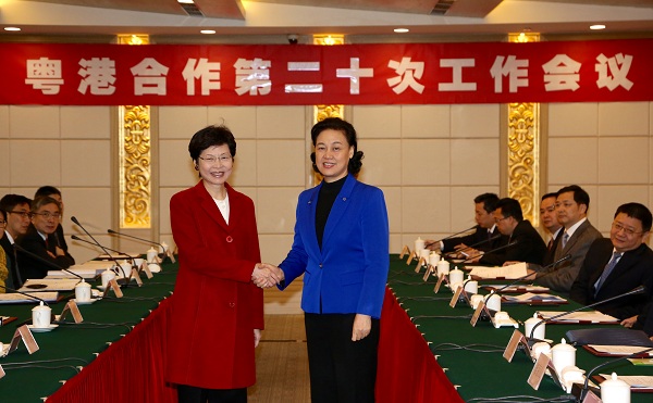 The Chief Secretary for Administration, Mrs Carrie Lam, led a delegation to attend the 20th Working Meeting of the Hong Kong/Guangdong Co-operation Joint Conference in Guangzhou this morning (March 11). Photo shows Mrs Lam (left) shaking hands with the Vice-Governor of Guangdong Province, Ms Zhao Yufang.