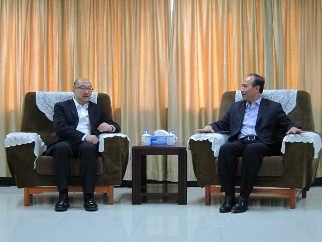 The delegation of the Hong Kong Special Administrative Region Government (HKSARG) led by the Secretary for Constitutional and Mainland Affairs, Mr Raymond Tam, continues its visit in Beijing today (October 14) and calls on the Hong Kong and Macao Affairs Office of the State Council this morning. Picture shows Mr Tam (left) exchanging views with the Deputy Director of the Hong Kong and Macao Affairs Office, Mr Zhou Bo, on the National 13th Five-Year Plan and "Belt and Road" initiative.