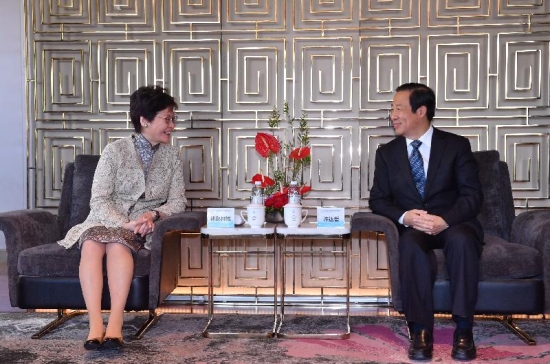 The Chief Executive, Mrs Carrie Lam, is in Changsha, Hunan Province, to attend the 2017 Pan-Pearl River Delta Regional Cooperation Chief Executive Joint Conference today (September 25). Photo shows Mrs Lam (left) and the Governor of Hunan Province, Mr Xu Dazhe (right), at a breakfast meeting.