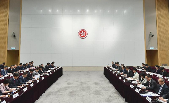 The Chief Executive, Mrs Carrie Lam, led the Hong Kong Special Administrative Region Government delegation to attend the 4th Plenary Session of the Hong Kong/Shanghai Co-operation Conference in the Central Government Offices today (August 24). Photo shows Mrs Lam (fourth right) and the Mayor of the Shanghai Municipal Government, Mr Ying Yong (fourth left), co-chairing the Plenary. Also joining the meeting were the Financial Secretary, Mr Paul Chan (fifth right), the Secretary for Justice, Ms Teresa Cheng, SC (third right), and other officials from both sides.