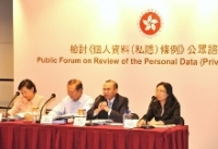 The Government this evening (October 30) held a public forum at the Tsuen Wan Town Hall, Tsuen Wan, inviting public views on proposals to amend the Personal Data (Privacy) Ordinance. Photo shows the Deputy Secretary for Constitutional and Mainland Affairs, Mr Arthur Ho (second right), speaking at the forum. Also present were the Privacy Commissioner for Personal Data, Mr Roderick Woo (second left), the Principal Assistant Secretary for Constitutional and Mainland Affairs, Ms Christina Chong (right), and the Deputy Privacy Commissioner for Personal Data, Hong Kong, Ms Margaret Chiu (left).